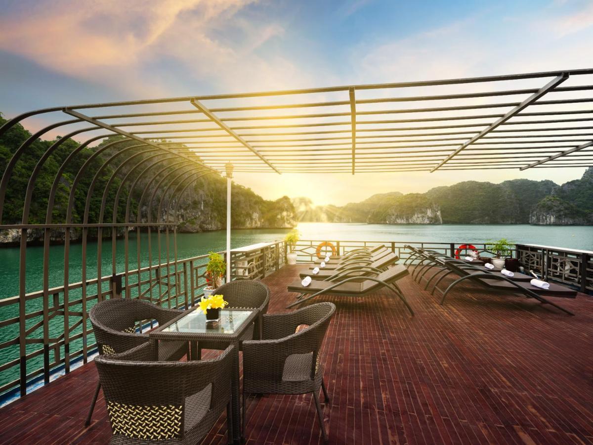 Hotel La Pandora Boutique Cruises Ha Long Exterior foto