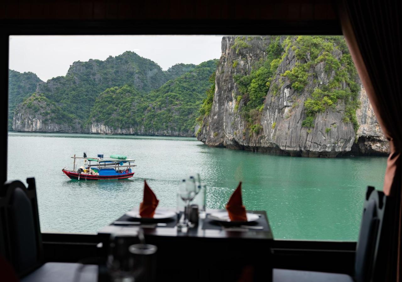 Hotel La Pandora Boutique Cruises Ha Long Exterior foto
